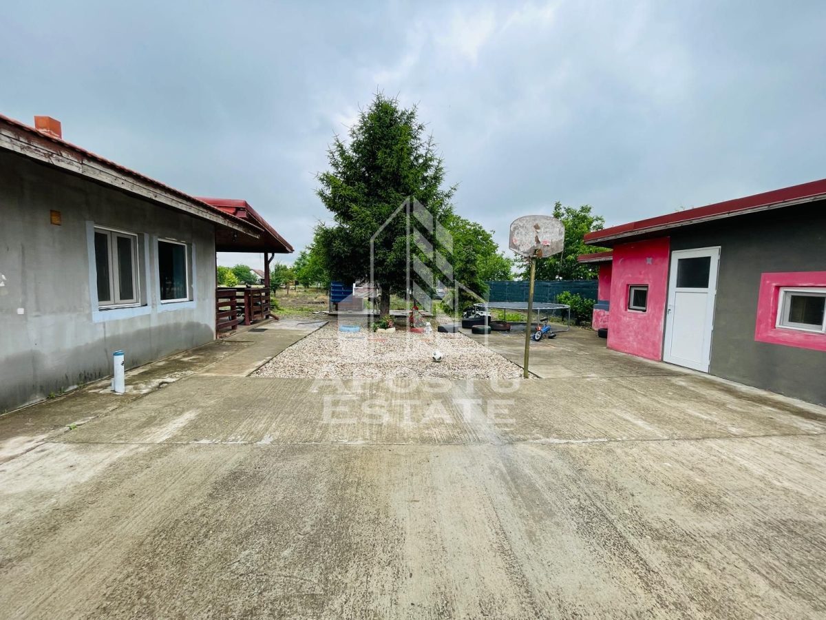 Casa primitoare de vanzare in Iratosu /120mp+teren 1400mp - Iratosu