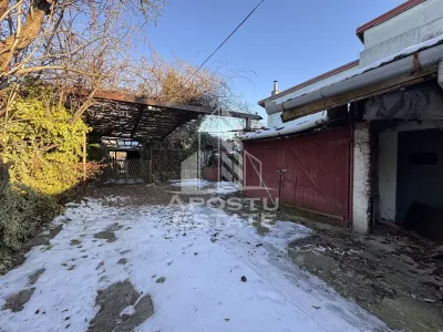 Casa la curte comuna cu 2 familii | 80mp utili | 350 teren | Sagului - foto 10