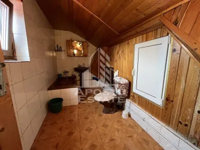 Casa in curte comuna cu acces separat langa Colegiul Banatean - foto 9