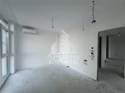 DE VANZARE Apartament 3 camere cu pozitie excelenta - foto 4