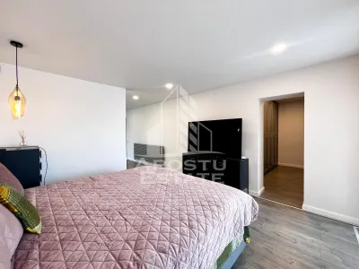 Casa de lux cu 5 camere, 4 bai, piscina privata , zona Aradului - foto 21