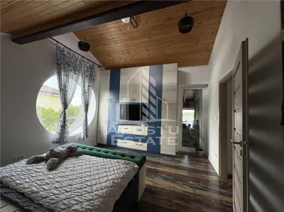 Casa cu sediu firma, atelier si apartament separat Mosnita Noua - foto 18