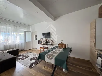 Casa cu sediu firma, atelier si apartament separat Mosnita Noua - foto 23