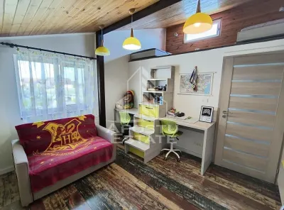 Casa cu sediu firma, atelier si apartament separat Mosnita Noua - foto 5
