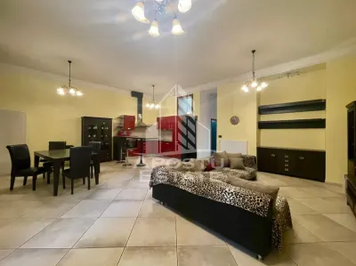 Apartament 3 camere, curte cu acces auto, ULTRACENTRAL - foto 3