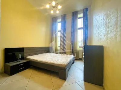 Apartament 3 camere, curte cu acces auto, ULTRACENTRAL - foto 4