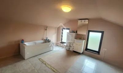 Casa individuala cu 3 camere,2 bai si garaj,Dumbravita langa Padure - foto 11