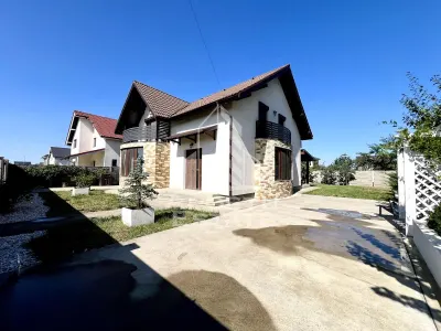 Casa 4 camere de vanzare, 2 bai, teren 535 Mp, Mosnita Noua - Mosnita Noua