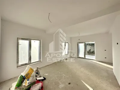 Jumatate de duplex cu 5 camere de vanzare, despartit, Dumbravita - foto 3