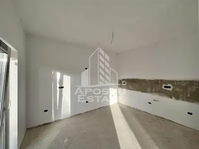 Jumatate de duplex cu 5 camere de vanzare, despartit, Dumbravita - foto 4