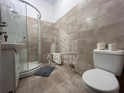Casa la curte comuna, renovata complet in 2024 in zona Iosefin - foto 14