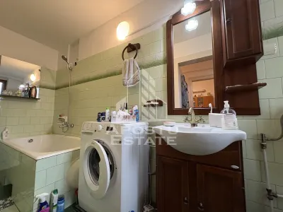 Apartament 2 camere, etaj intermediar, cu garaj in cladire reabilitata - foto 7