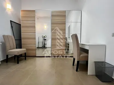 Apartament cu 4 camere 180mp loc de parcare zona centrala - foto 8