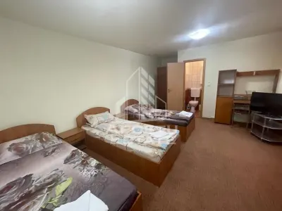 Cazare pentru muncitori, 16 camere 9 bai in Calea Sagului - foto 14