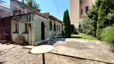 Casa la curte comuna 4 camere, zona Centrala - foto 13