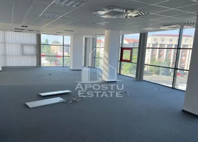 Cladire birouri 1942 mp, Zona Buziasului - Timisoara