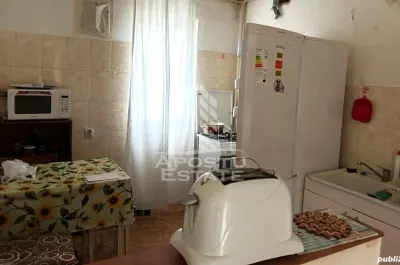 Apartament cu 3 camere, de vanzare, in apropiere de Podgoria, Arad. - foto 2