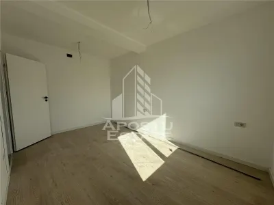 Penthouse cu scara interioara deosebita, 3 camere si 2 bai langa Lidl. - foto 6