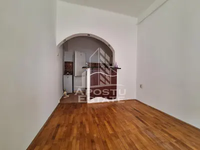 Spatiu de birou sau apartament cu 3 camere, 85 mp utili, Boul Rosu - foto 5