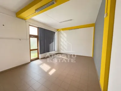 Spatiu comercial de inchiriat 49 mp , intrare din strada, Girocului. - Timisoara
