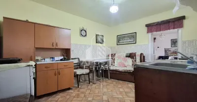 Casa 4 camere,Teren 360 mp Micalaca Garaj, Gradin - foto 8