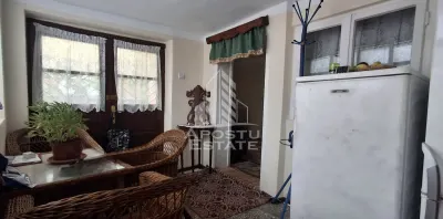 Casa 4 camere,Teren 360 mp Micalaca Garaj, Gradin - foto 9