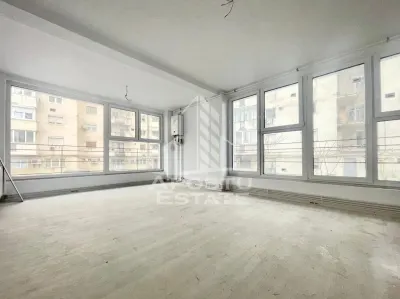 Spatiu comercial - zona Intim - Arad