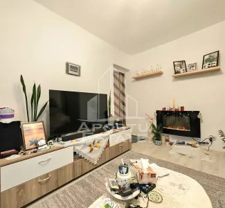 Apartament cu 3 camere, centrala proprie, Sag - foto 2