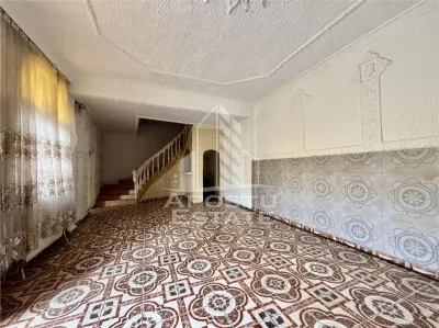 Casa individuala, teren 694mp, toate utilitatile, zona Balcescu - foto 4