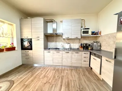 Casa de vanzare situata in Utvin - foto 3
