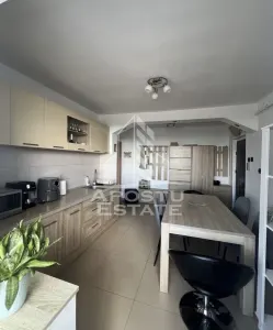 Apartament cu 3 camere ,zona Centrala - foto 4