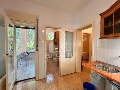Apartament cu terasa si garaj in zona Medicinei. - foto 10