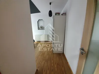 Apartament pe 4 camere, renovat complet la curte comuna in Balcescu - foto 9