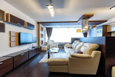 Apartament 3 camere, 108 mp utili, Uta - Arad