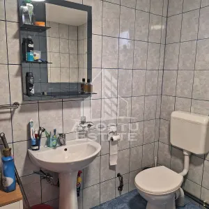 Casa Individuala in zona linistita in  Giarmata -Vii - foto 8