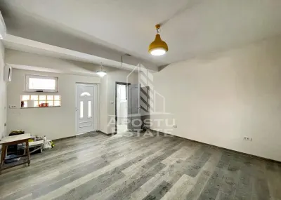Casa la curte comuna - zona UTA - foto 1
