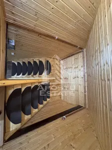 Casa din lemn, zona muntoasa, cu rau, la cheie, Ribita, Hunedoara - foto 11