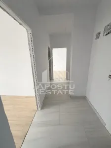 Apartament cu 2 camere, etaj 2, decomandat, zona Planetelor - foto 2