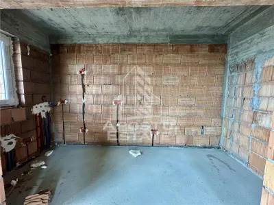 Apartament cu 2 camere, pod propriu, zona Planetelor din Giroc - foto 3