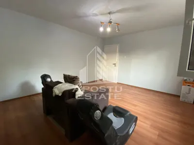 Casa cu 4 camere, curte proprie, Ghiroda - foto 17