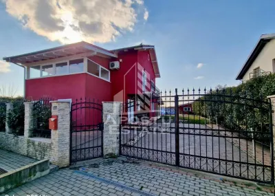 Vila cu terasa si piscina in Zadareni - Zadareni