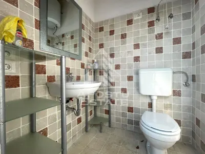 Vila cu terasa si piscina in Zadareni - foto 20