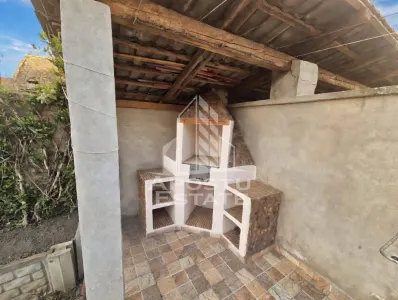 Casa in Pesac – 288 m², 2 locuinte, oportunitate rara - foto 3