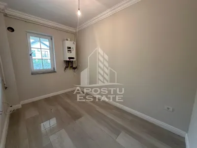 Apartament cu 2 camere si curte bucatarie separata in Giroc la asfalt - foto 3