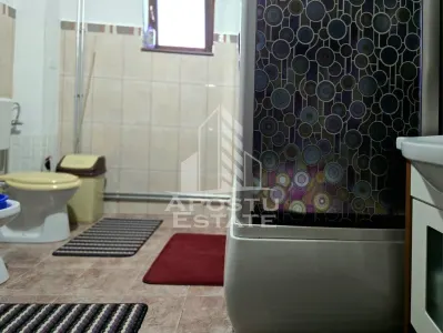 Vila cu piscina, in Curtici. - foto 9