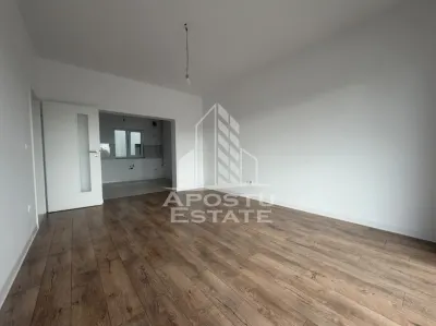 Apartament cu 3 camere, loc de parcare, la parter, in Giroc - Giroc
