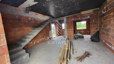 Duplex nou,3 camere 2 bai,Covaci,la cheie - foto 10