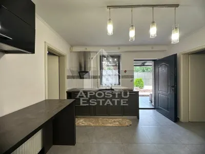 Casa individuala cu 4 camere,2 bai,mobilata,Calea Lipovei - foto 7