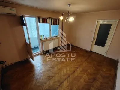 Apartament cu 2 camere de vanzare, boxa, Zona Cetatii, Timisoara - foto 3