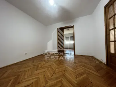 Spatiu de inchiriat - 170mp - zona UTA Vlaicu - foto 7